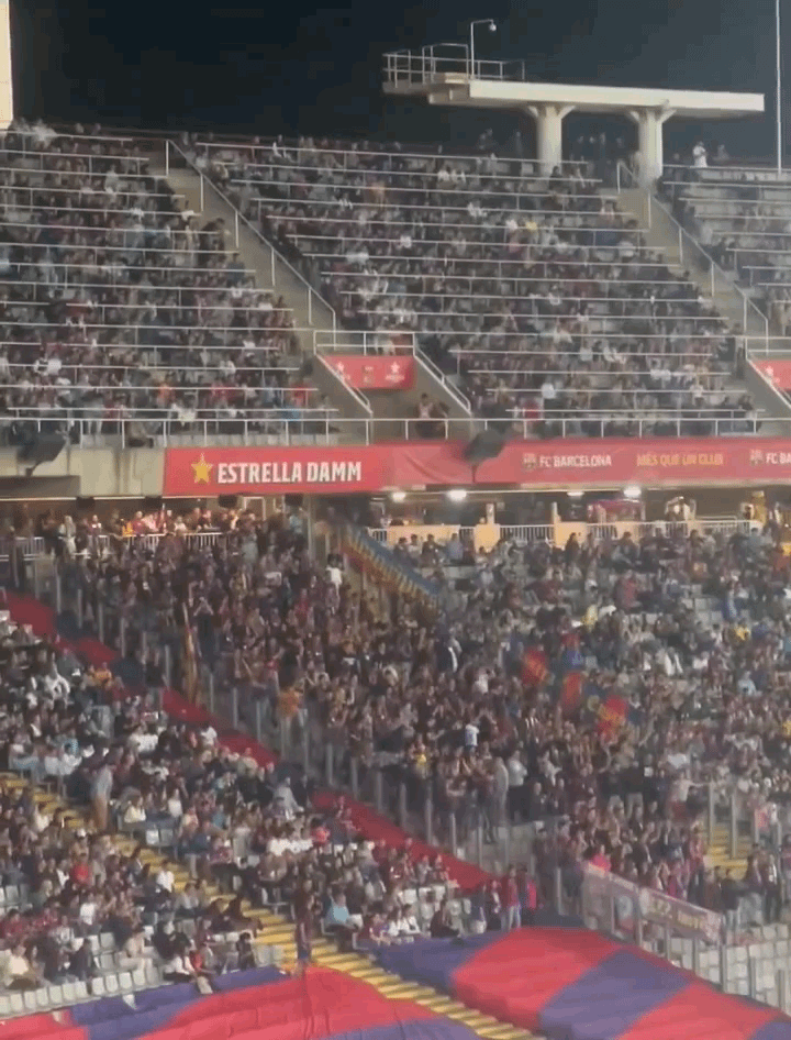 Barca Fans chanting Vitor Roque as a way of showing support