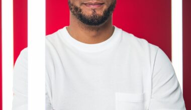 Vincent Kompany is the new head coach of FC Bayern, putting pen to paper on a deal until 2027