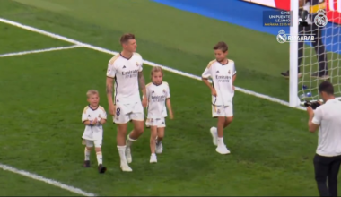 Toni Kroos laps around the entirety of Santiago Bernabeu with his children knowing this is the last moments of his time at the stadium with the fans.