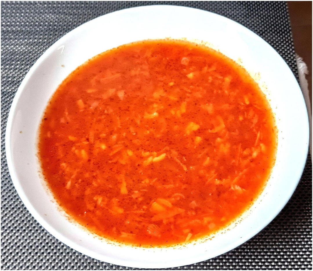 Weekend lunch - tomato soup with root vegetables and rice and turkey heart in 2 ways - natural with vegetables with mashed potatoes and in a cream sauce with dumpling. Add a pickle. For the hockey final 🏒🏆 Leaf buns made from sauerkraut 😋🥇