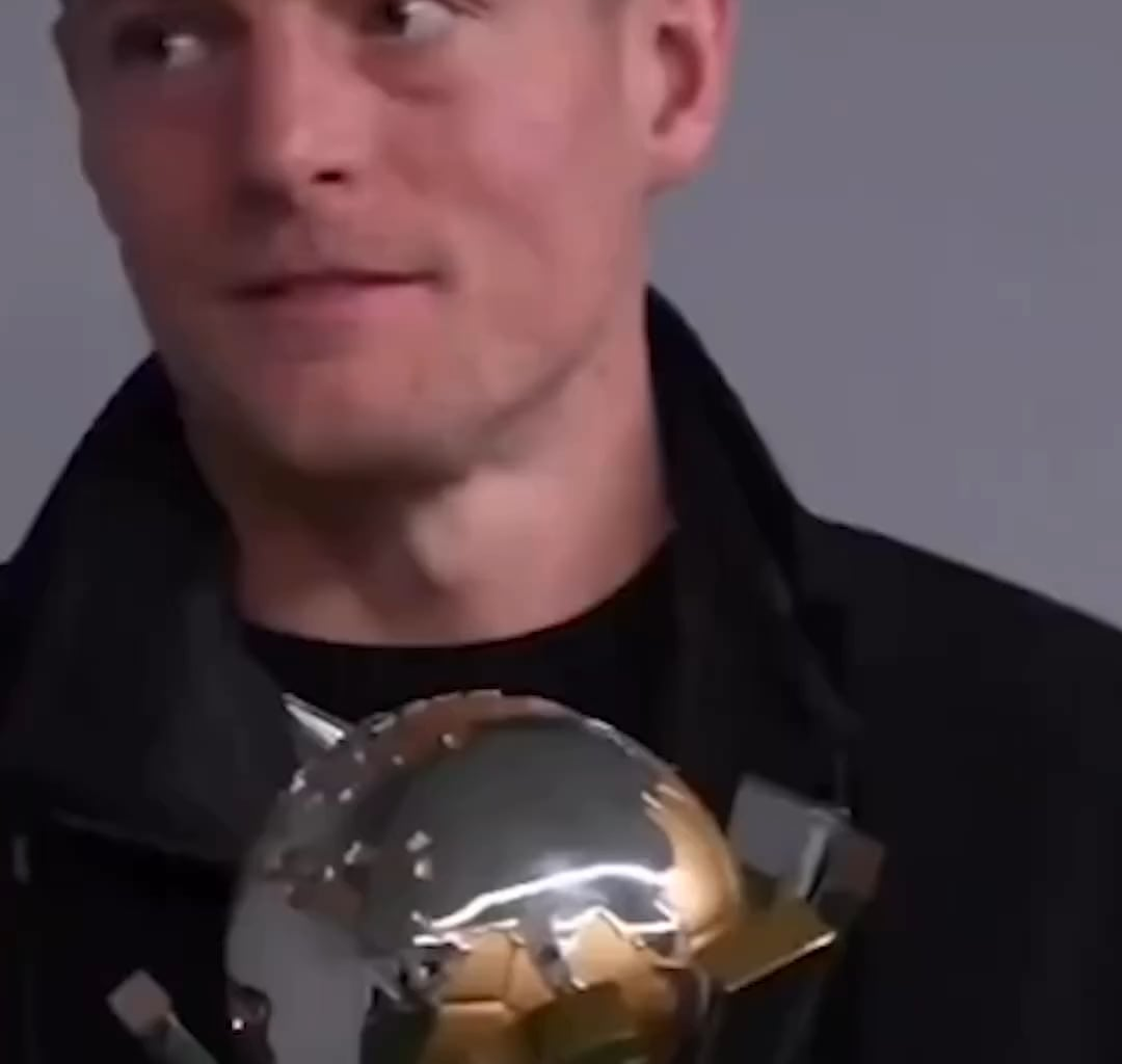 Fede Valverde writes a heartfelt farewell letter to Toni Kroos with a tribute video: "...I've been thinking about this letter all day and I don't think I ever told you, and I don't know if I could do it personally, but I want you to know; I love you and a part of who I am is thanks to you."