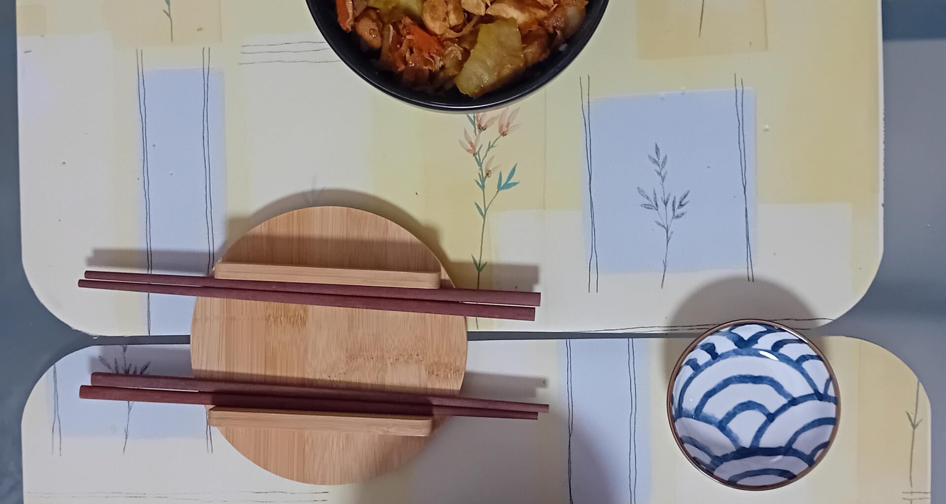 J'ai fais un Kei-chan (plat Japon traditionnel de la préfecture de Gifu. Poulet mariné au chou blanc en gros.)