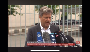 Robert Habeck zum Rheinmetall-Sponsoring: „Insofern spiegelt dieses Sponsoring sicherlich auch ein Stück weit die Realität der Zeitenwende wider.“