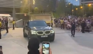 Jude Bellingham celebrates La Liga’s title win with the fans as he departs from the Santiago Bernabéu 🏟️🏆