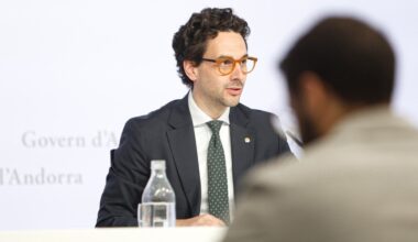 Hi han més articles avui -05/09/2024. Aqui estan tots els titulars que he trobat...