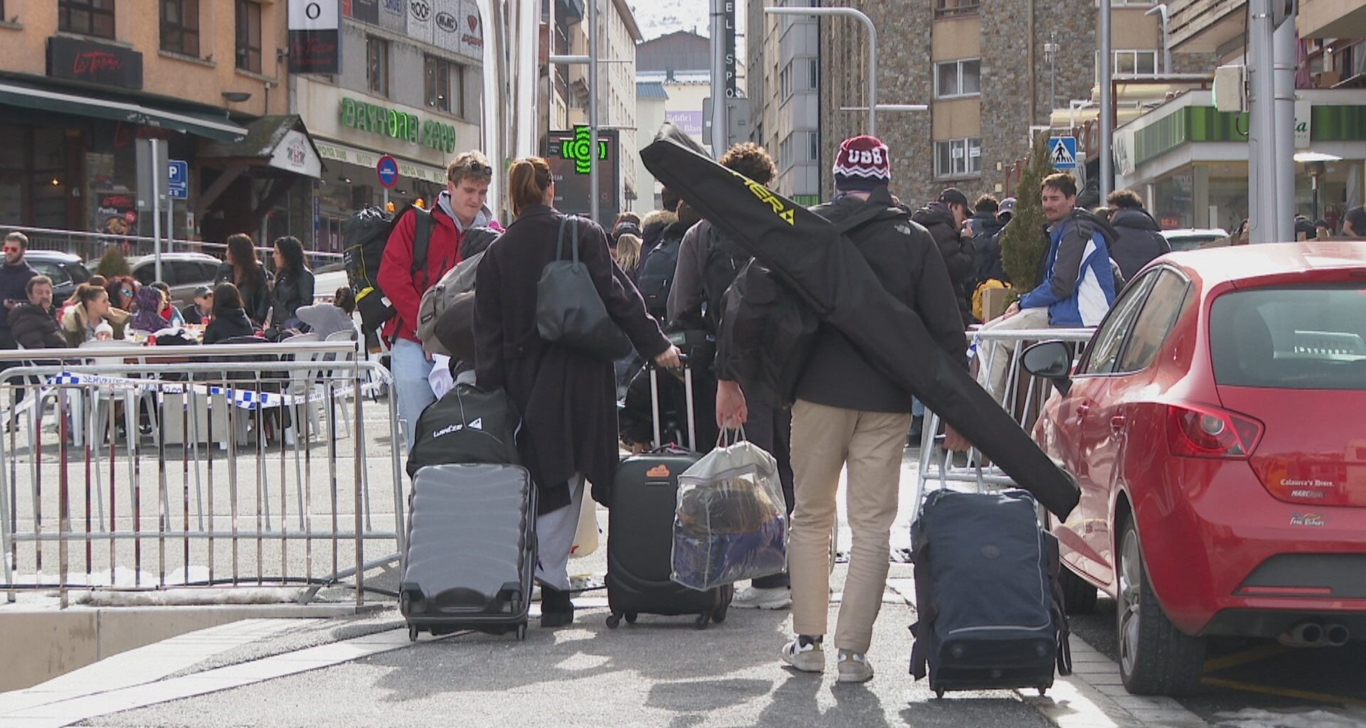 Encamp reivindica l'especificitat dels allotjaments turístics del Pas
