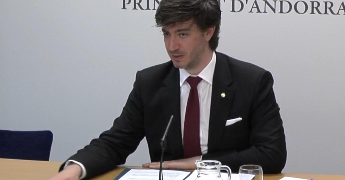 El Consell General publica documents que mostren que Punjabi va aprovar la nova graella salarial