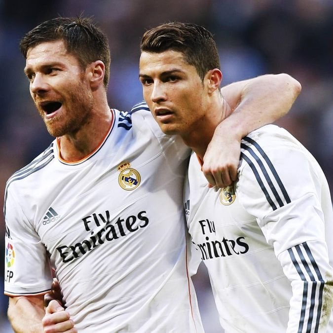Cristiano Ronaldo é um alvo do Bayer Leverkusen de Xabi Alonso para o Verão, avança o jornalista 
@AlhazzaMutab
.