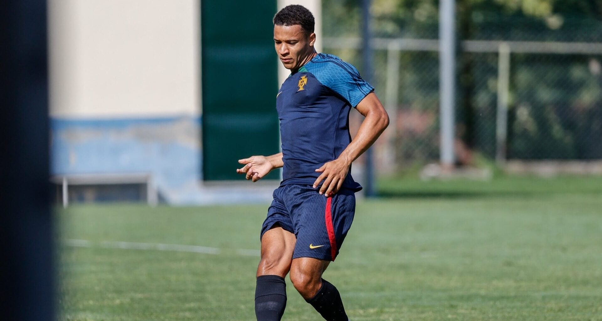AC Milan pode avançar por Tiago Santos para 2024/25