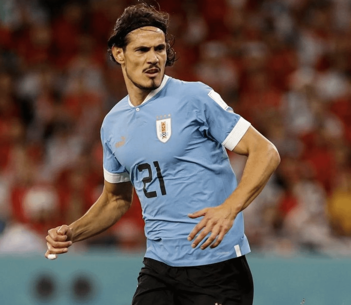 🚨🇺🇾 Official: Edinson Cavani retires from international football with Uruguay.