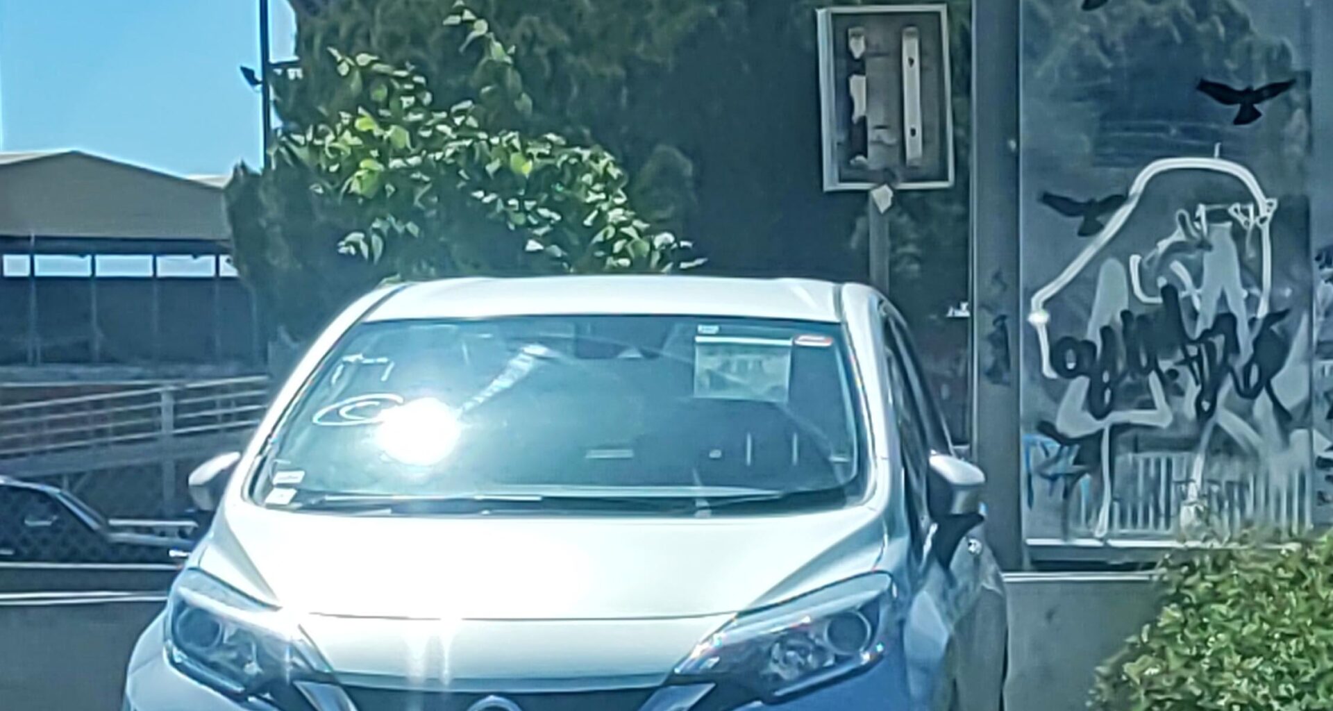 Why i see cars without numbers on front lately?