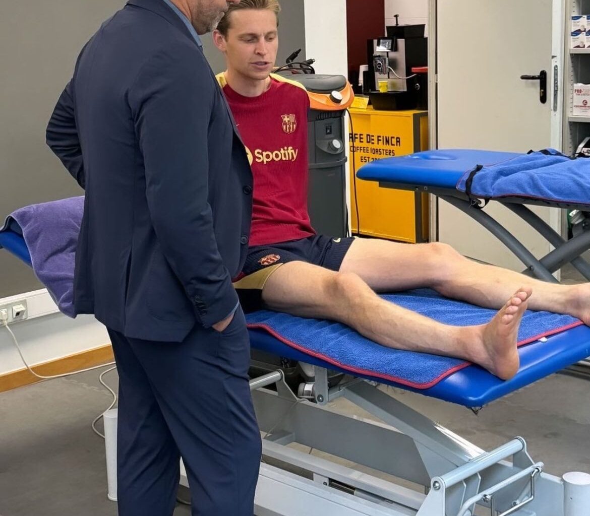 [Florian Plettenberg] Hansi Flick is already in action FC Barcelona. He immediately sought a conversation with Frenkie de Jong today. Concrete squad and transfer talks between Deco and Flick will start on Wednesday.