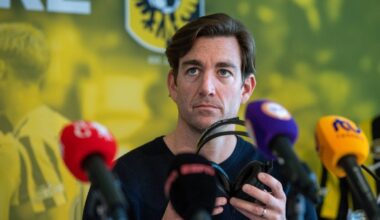 The KNVB appeal committee has declared Vitesse's appeal regarding the share transfer to the Common Group unfounded. As a result, Coley Parry is officially not allowed to take over the club