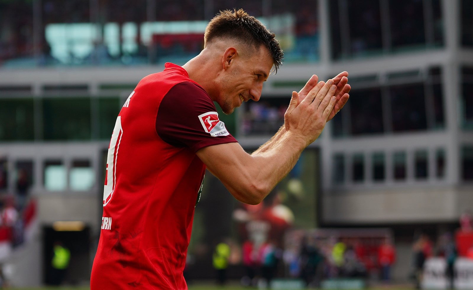 Offiziell: Daniel Hanslik verlängert seinen Vertrag am Betze