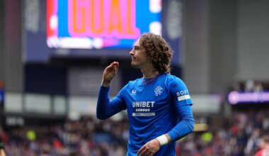 Vídeo: Fábio Silva marca na reviravolta do Rangers e tem festejo polémico