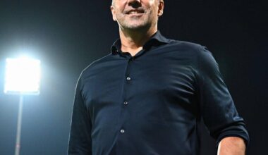 Hansi Flick will sign a 1+1 year contract. The foundations of the agreement were already laid 3 weeks ago when Barça was looking for a new coach. [@ffpolo & @RogerTorello]