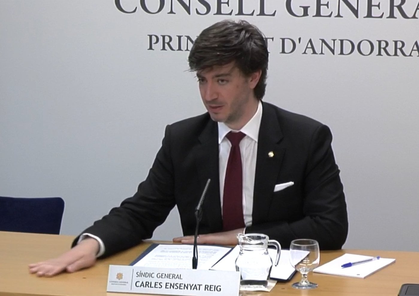 El Consell General respon amb documents que acrediten que Punjabi va aprovar la graella salarial de l'APDA