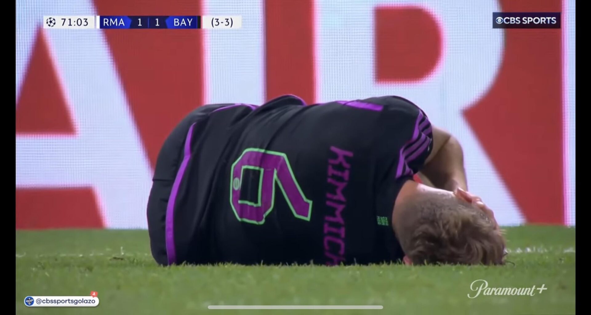 Sources are reporting that Kimmich is still lying on the ground at the Bernabeu