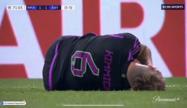 Sources are reporting that Kimmich is still lying on the ground at the Bernabeu