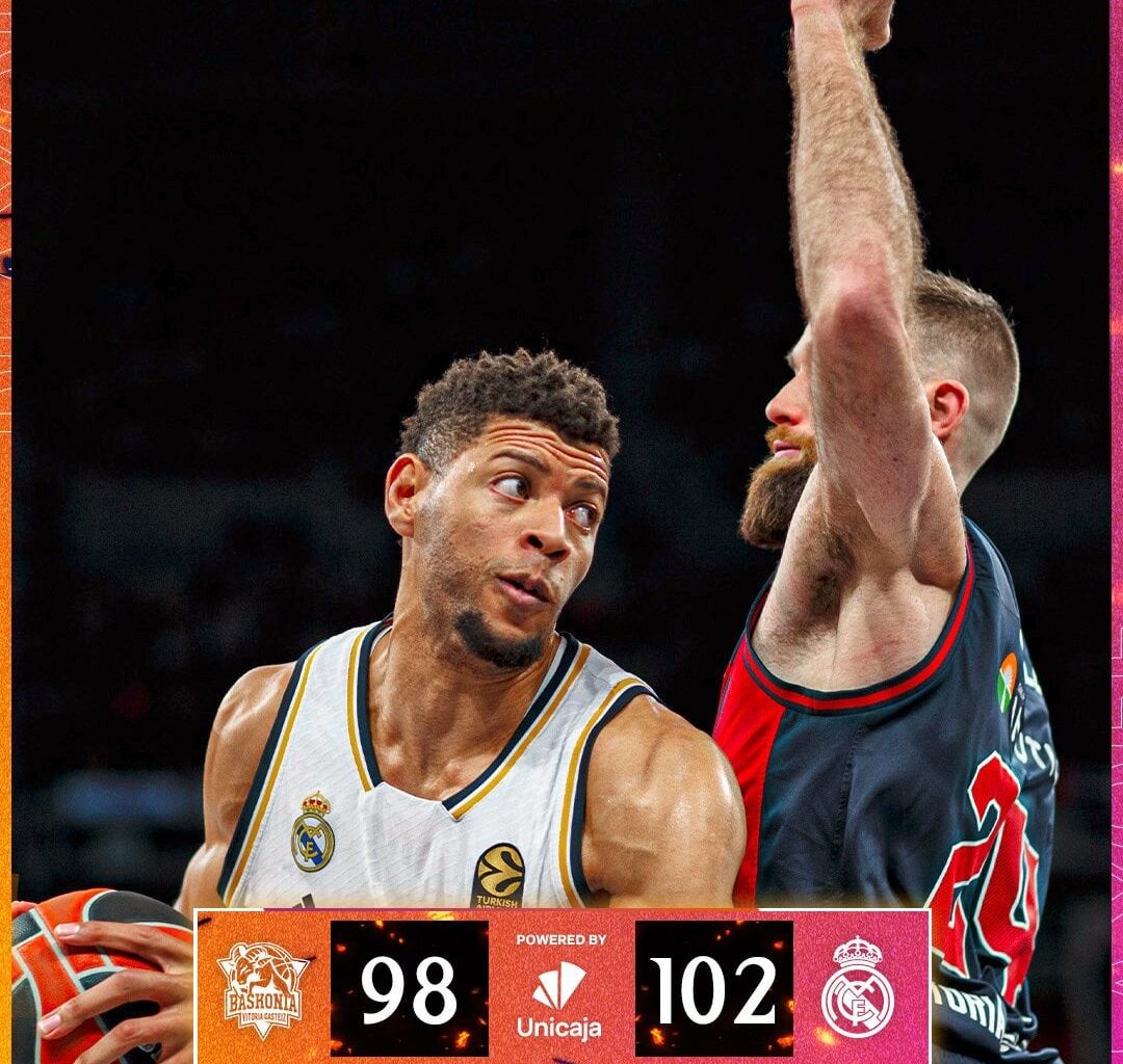 [Basket] We're going to Berlin! We're the first time to qualify to the Euroleague Final Four (and the only to make it 3-0) after beating Baskonia in a really tough match 98-102. The FF will be played May 24th-26th.