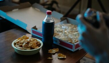 Proiect: Chipsurile, pizza, sucurile și toate alimentele năsănătoase, interzise pentru minori pe o rază de 500 m în jurul școlilor