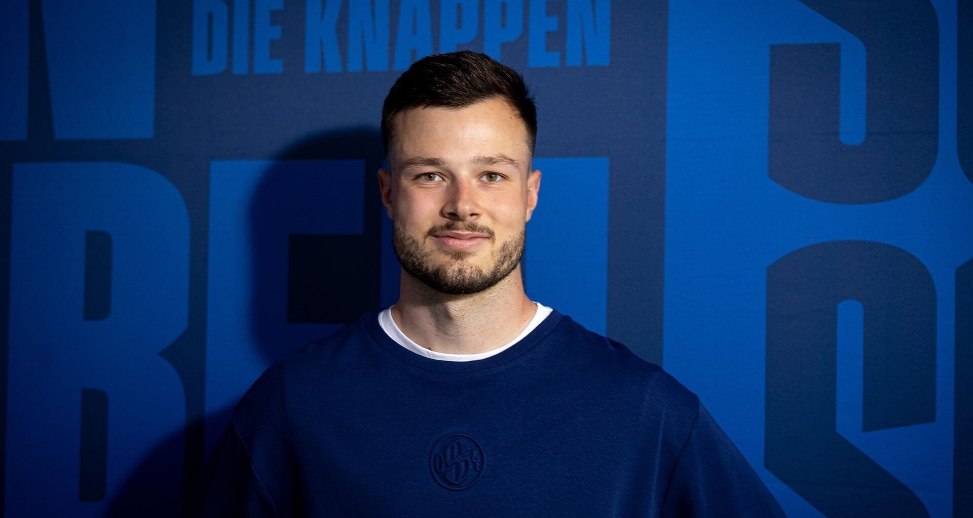 Offiziell: Adrian Gantenbein trägt künftig Blau und Weiß