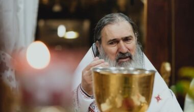 Arhiepiscopul Teodosie a fost trimis în judecată de DNA pentru cumpărare de influență după investigația Recorder despre fondurile de la buget