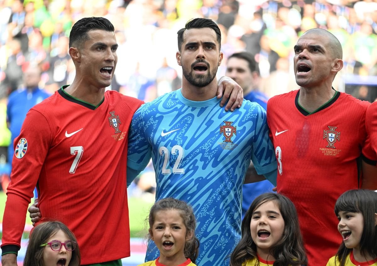 [ABola] Roberto Martínez garante titularidade de Ronaldo e Diogo Costa frente à Geórgia