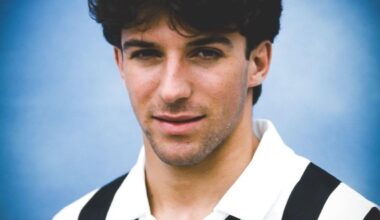 OTD: 31 years ago Del Piero signed his first contract with Juve