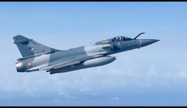 Macron to Send Fighter Jets to Ukraine, Train Troops