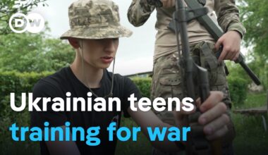 Defending your country? Military training for Ukrainian youngsters | DW News