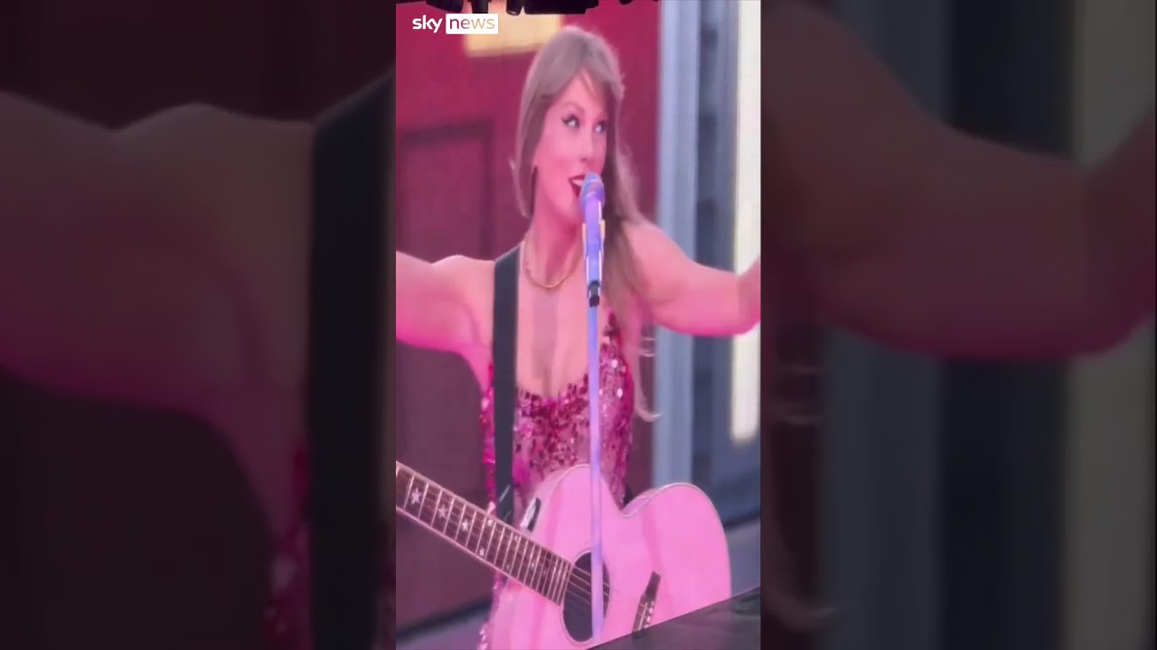 Taylor Swift breaks Anfield's attendance record