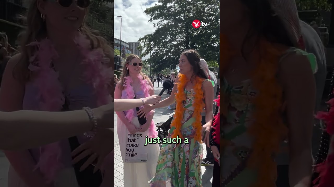 Why do Taylor Swift fans make friendship bracelets? #shorts #taylorswift