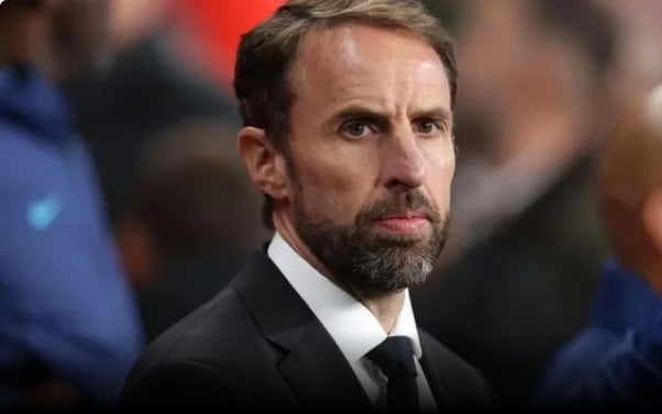For a £100m player, I want to see more than five-yard sideways and backwards passes" - Pundit calls out England star after Euro 2024 showing