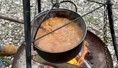 Someone told me to post it here: Goulash soup for yesterday's football game