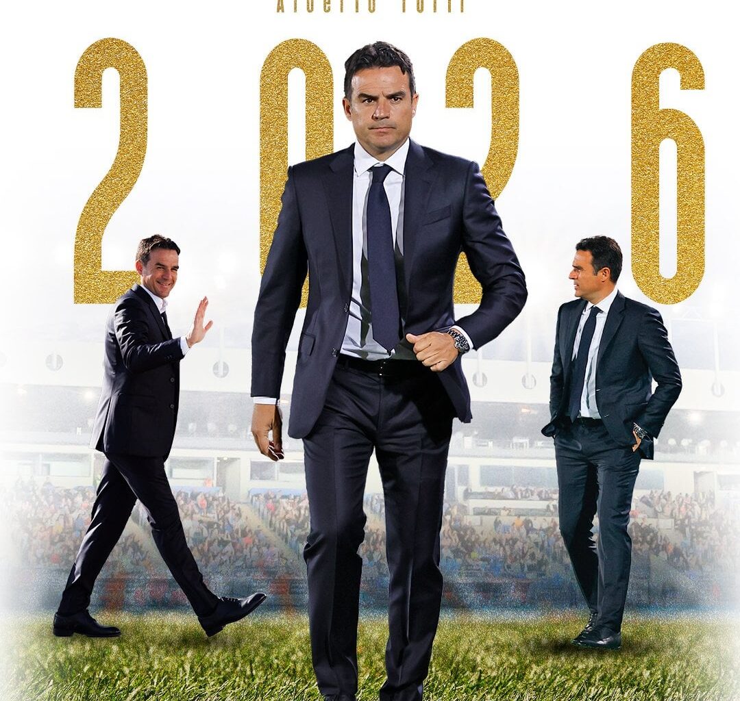 Real Madrid C.F. and Alberto Toril have agreed a contract extension for the coach, who will remain linked to the club until 30 June 2026. Toril arrived on the bench of the women's team in November 2021 and has since coached 113 official matches.