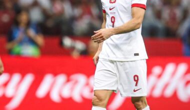 Robert Lewandowski has suffered a rupture of the biceps femoris muscle, which will prevent him from participating in the first match of the tournament. We do everything so that Robert can play in the second meeting, against Austria - informs Jacek Jaroszewski doctor of the staff. [@LaczyNasPilka]
