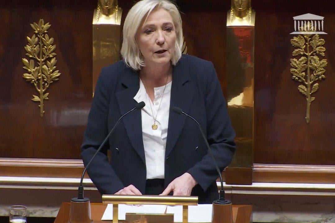 Marine Le Pen promises to block deployment of French troops to Ukraine if her RN party wins in Sunday snap election. Polls show that it could win 36% of the vote, although it will not have absolute majority. Le Pen is know for pro-Russian stance in the past.