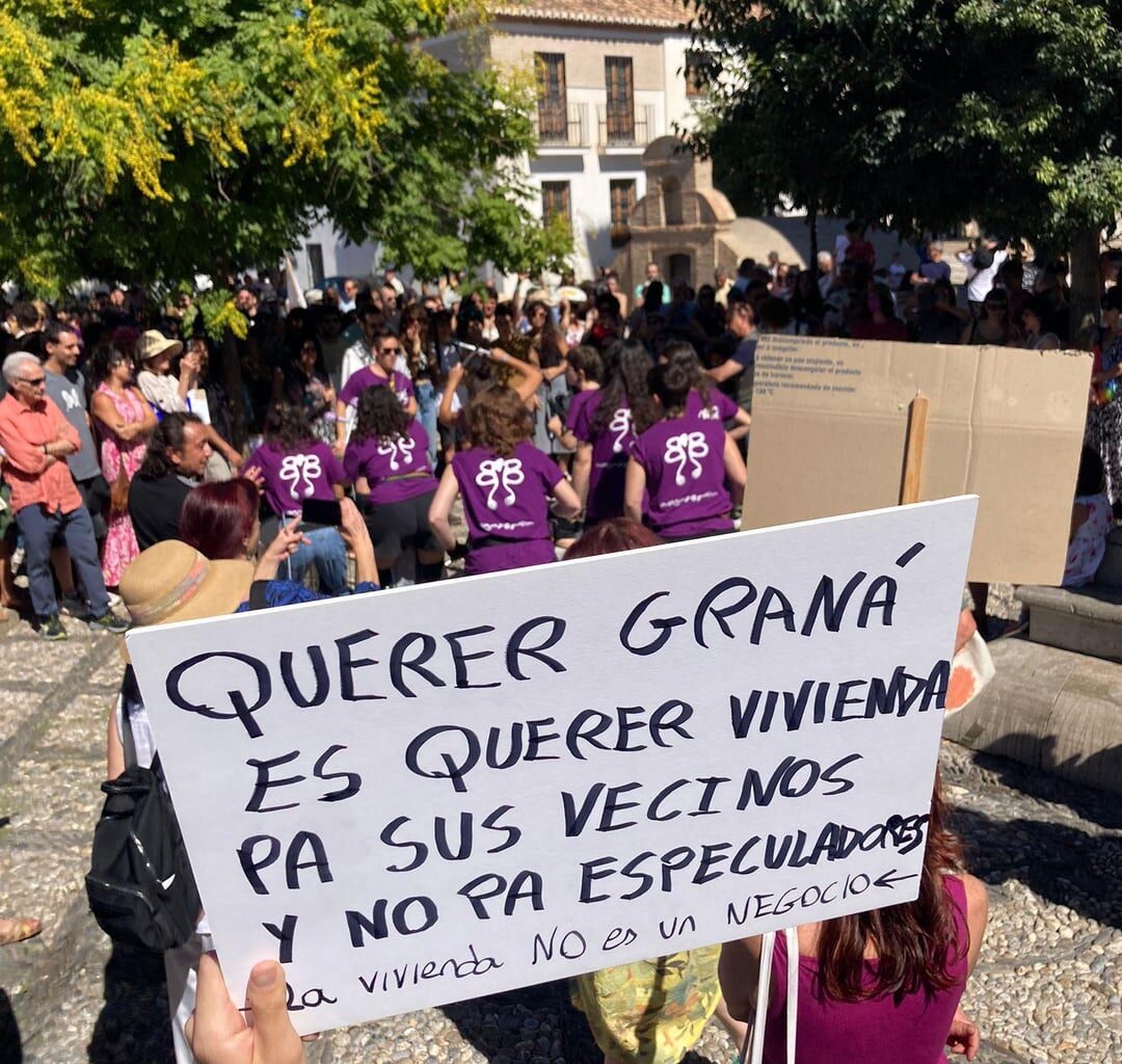 En contra del turismo de masas y la especulación de la vivienda