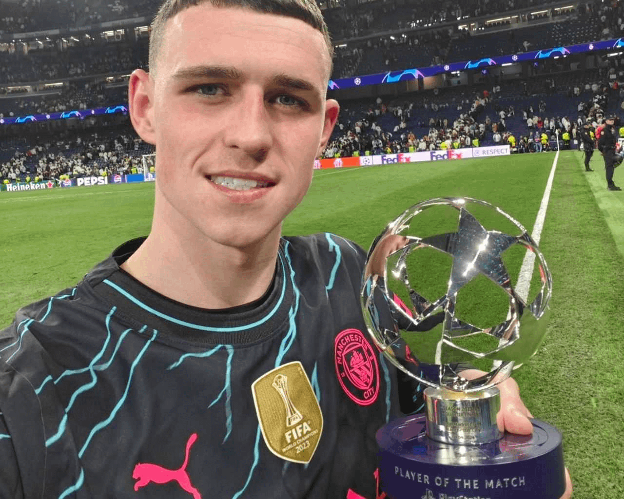 Phil Foden: “There's a lot of pressure on my shoulders. Lots of people saying I need to show more for my country. I don't mind pressure. I feel I can definitely be a lot better for England. I'm so determined to put on the shirt and prove everyone wrong, try continue my form…”