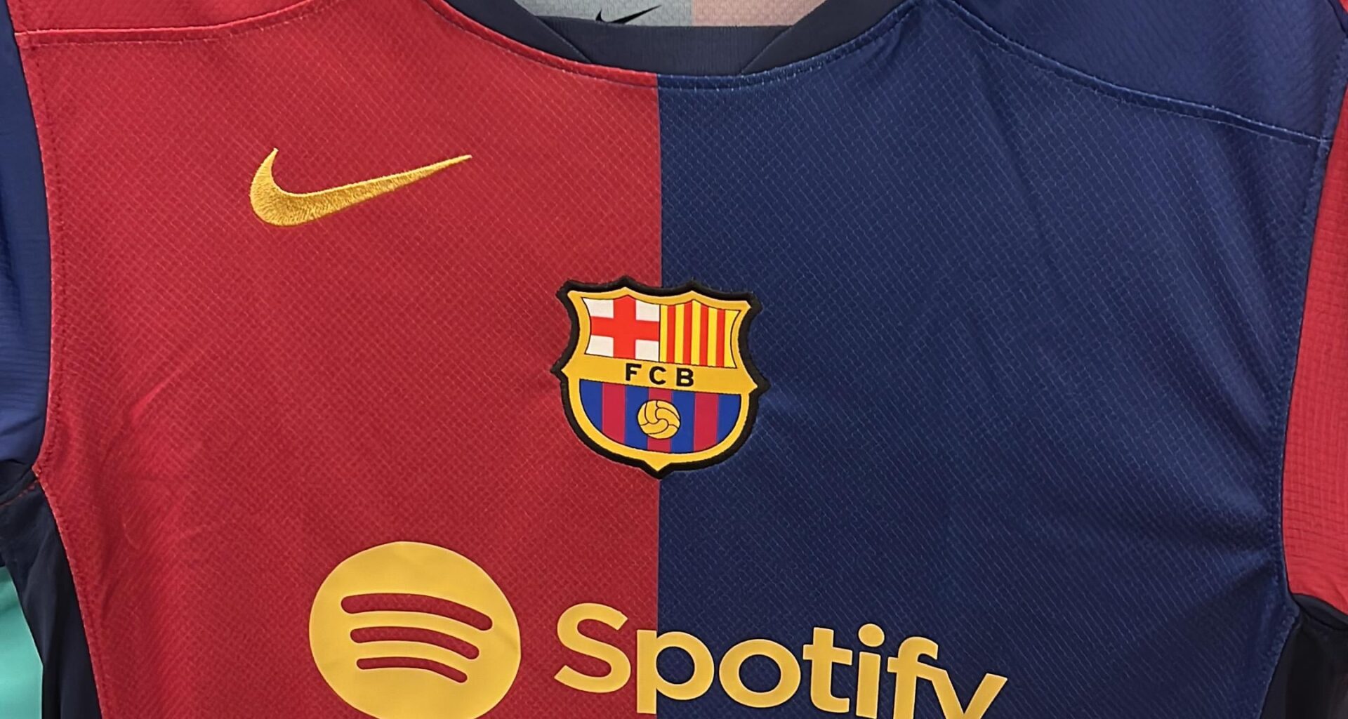 Barca 2024/25 seen in stores