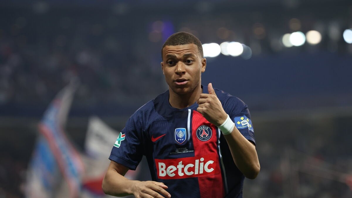 [Le Parisien] A source close to Paris believes that Mbappé “has absolutely no class” after his statements today. “Nasser Al-Khelaïfi never dictated the slightest decision to the team. Luis Enrique even said it himself but still, Mbappé says something and everyone prints as if it is the truth.”