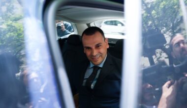 El Ayuntamiento de Almeida no explica por qué tras el ‘caso Ayuso’ han desaparecido de una base pública todos los documentos urbanísticos