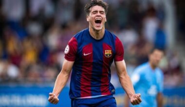 [Fabrizio Romanol Chelsea and Bayern are both showing interest in Barça striker Marc Guiu, available for €6m release clause. Barcelona stil want to keep Guiu with new deal to be discussed but interest now growing. Chelsea, exploring move for Guiu as @GuillemBalague reported.