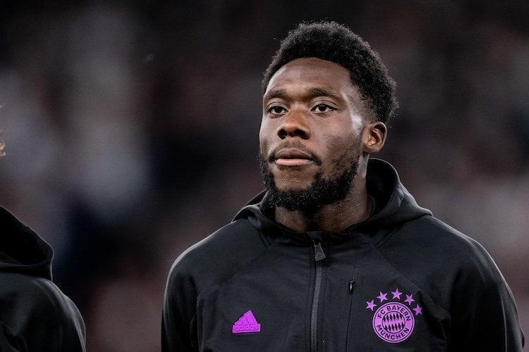Bayern have made an improved offer to Alphonso Davies worth around €13m fixed plus a max. of €4m bonuses per year. The driving force behind the negotiations is Max Eberl, who is at the wheel, is trying to put together the squad that Vincent Kompany wants to work with. [@hannalein3 @kessler_philipp]