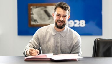 Knappen nehmen Amin Younes unter Vertrag