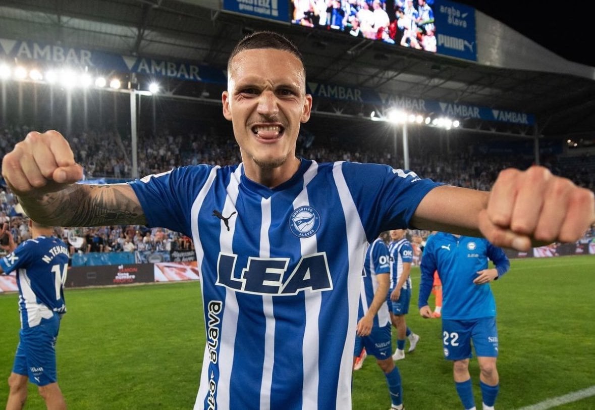 Napoli and Real Madrid have new round of talks scheduled for Rafa Marín deal.  Napoli want to get the deal done as soon as possible, considering Rafa Marín as opportunity available on the market; waiting for Real Madrid’s green light.