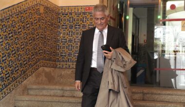 SAD do Benfica, Luís Filipe Vieira e Soares de Oliveira vão a julgamento (saco azul)