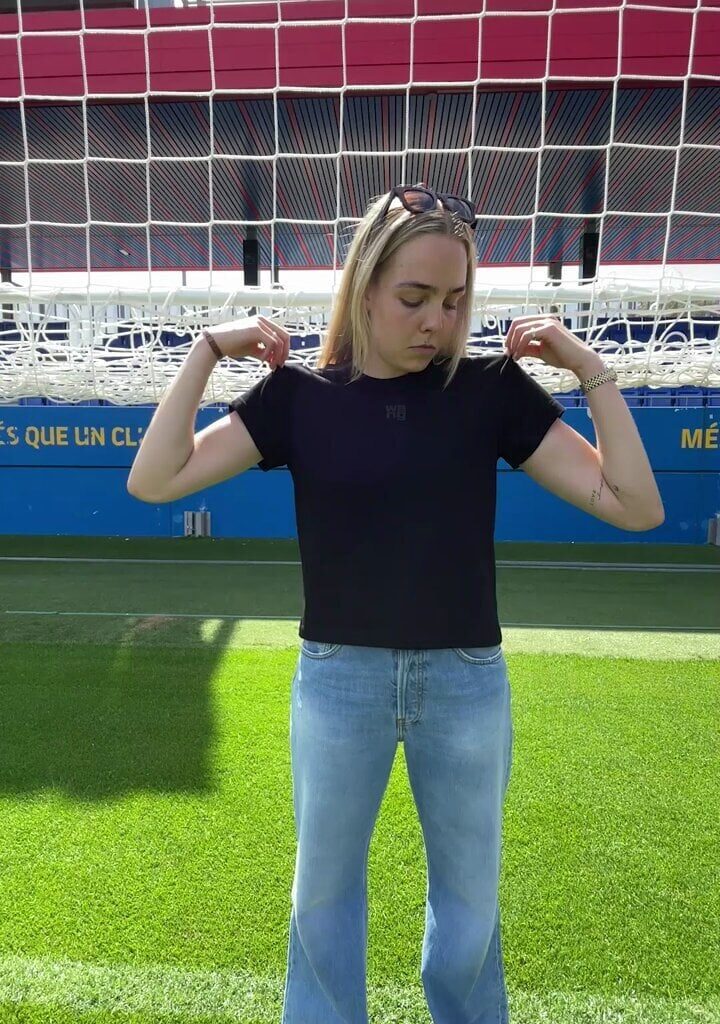 Ellie Roebuck signs with Barcelona until 2026!