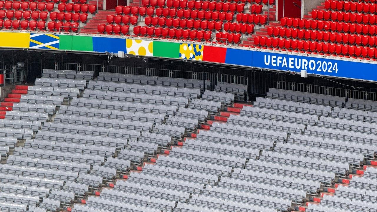 EM 2024: Stehplätze - im Europapokal erlaubt, bei der EM nicht